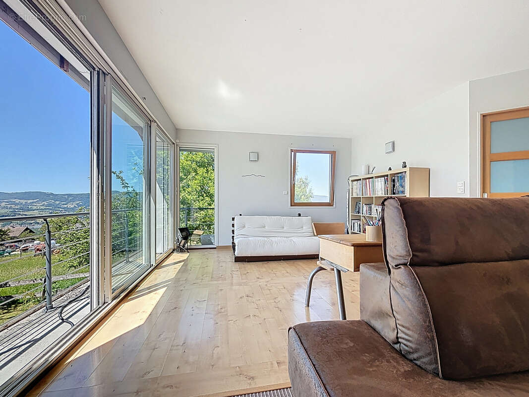 Maison à MARCELLAZ-ALBANAIS