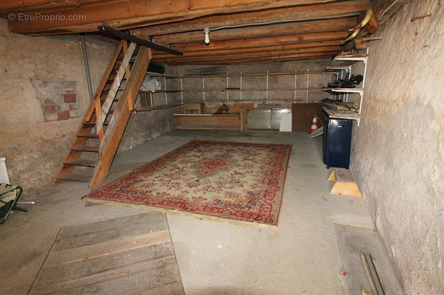 Maison à BRINON-SUR-BEUVRON