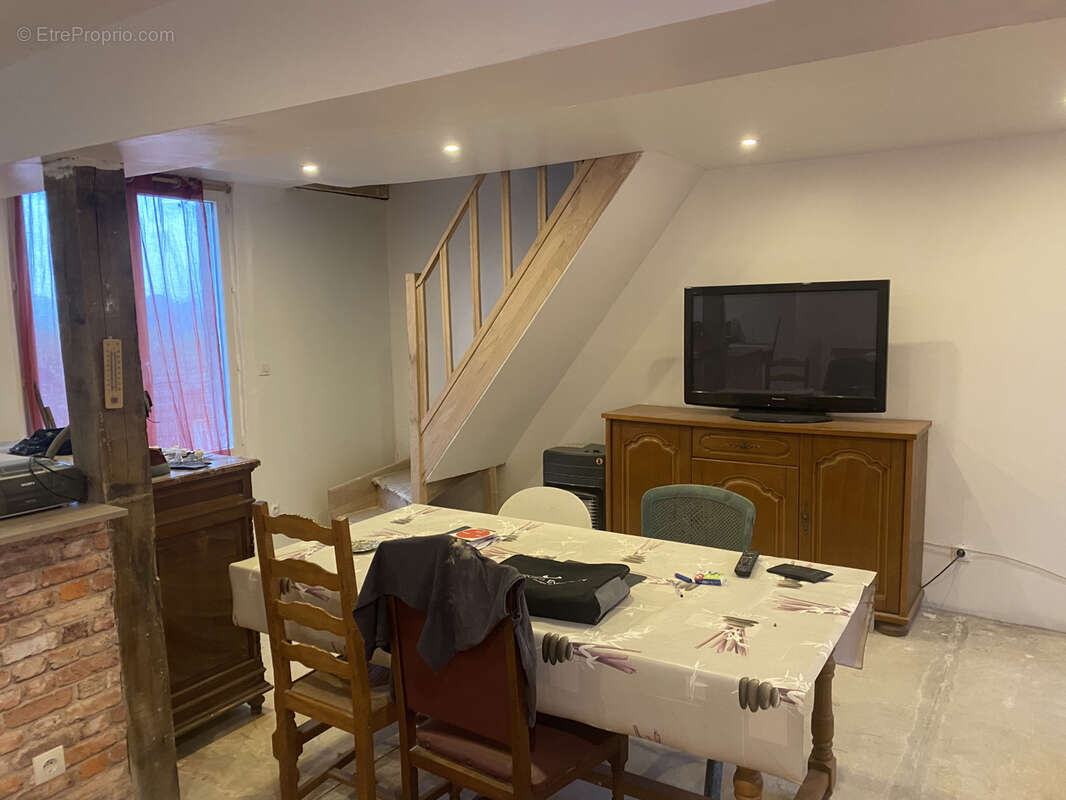 Maison à CHAMBEUGLE