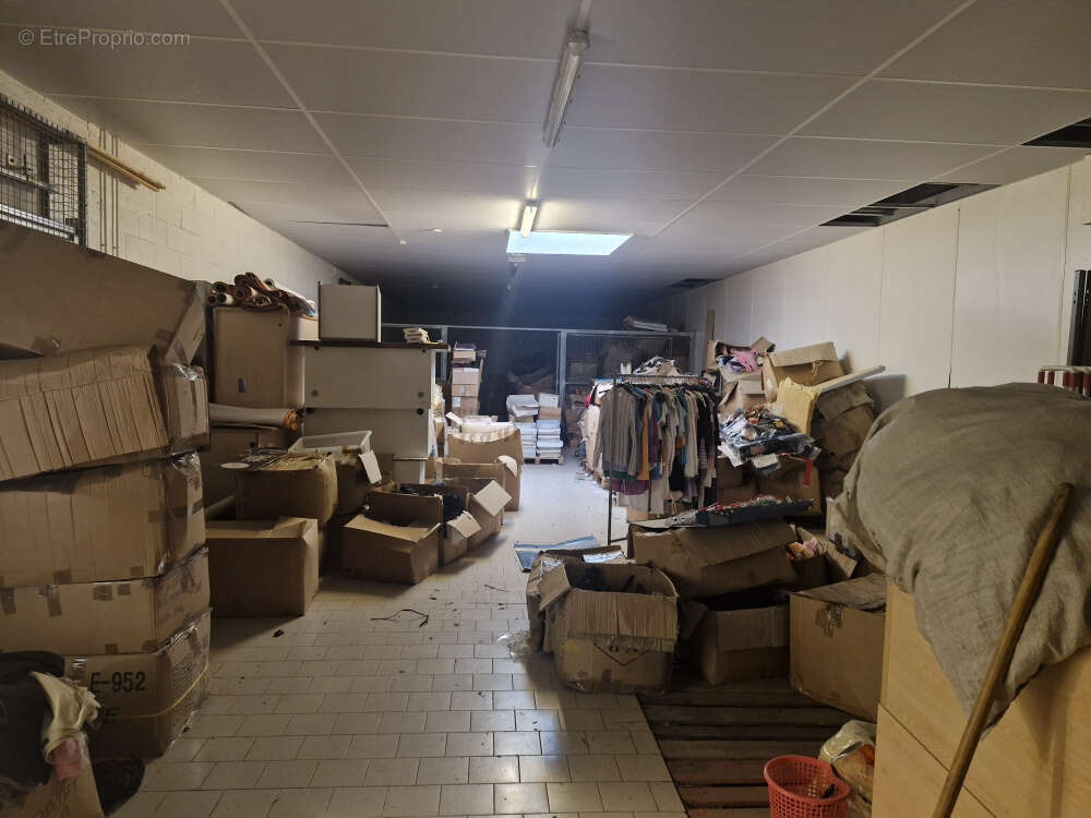 Commerce à SAINT-JUNIEN