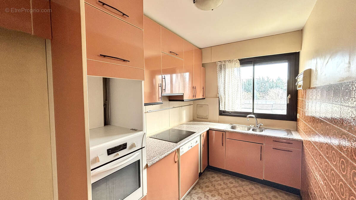 Appartement à ENGHIEN-LES-BAINS