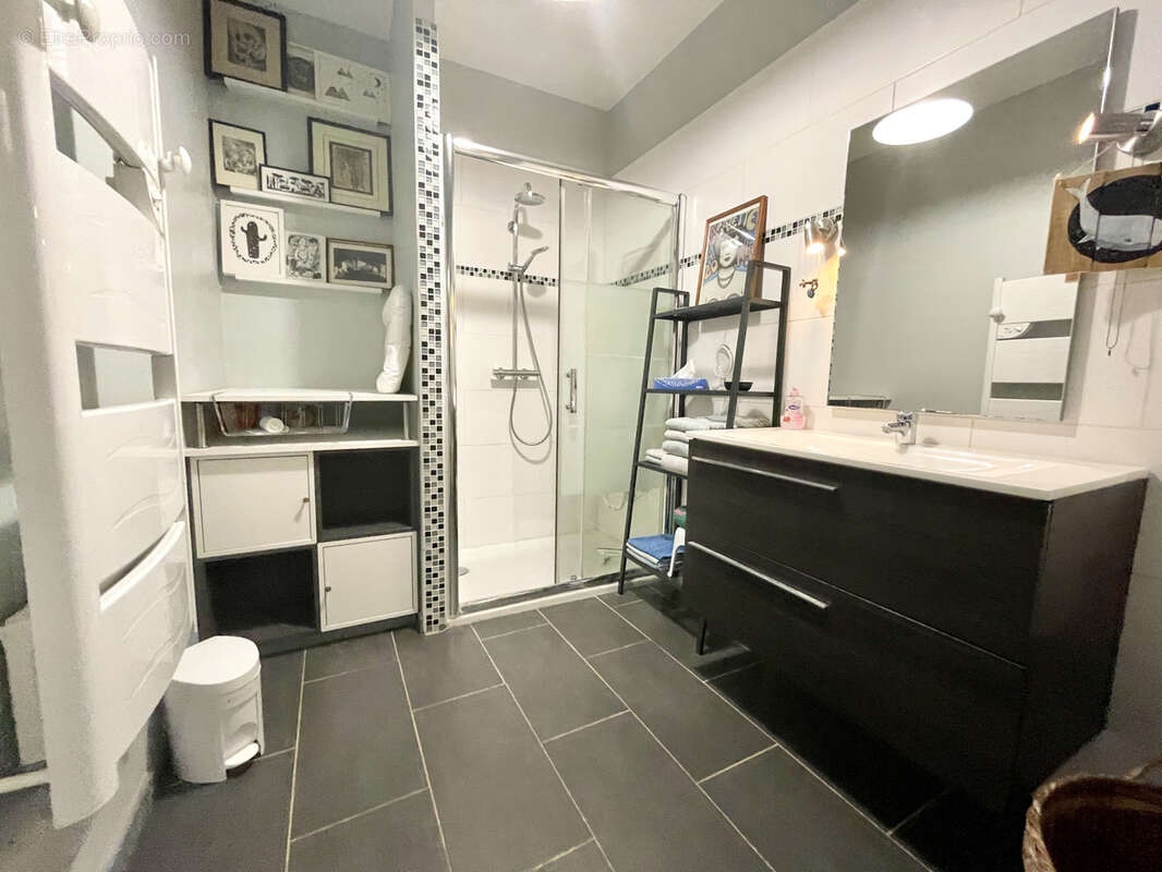 Maison à SAINT-JEAN-DE-LA-BLAQUIERE