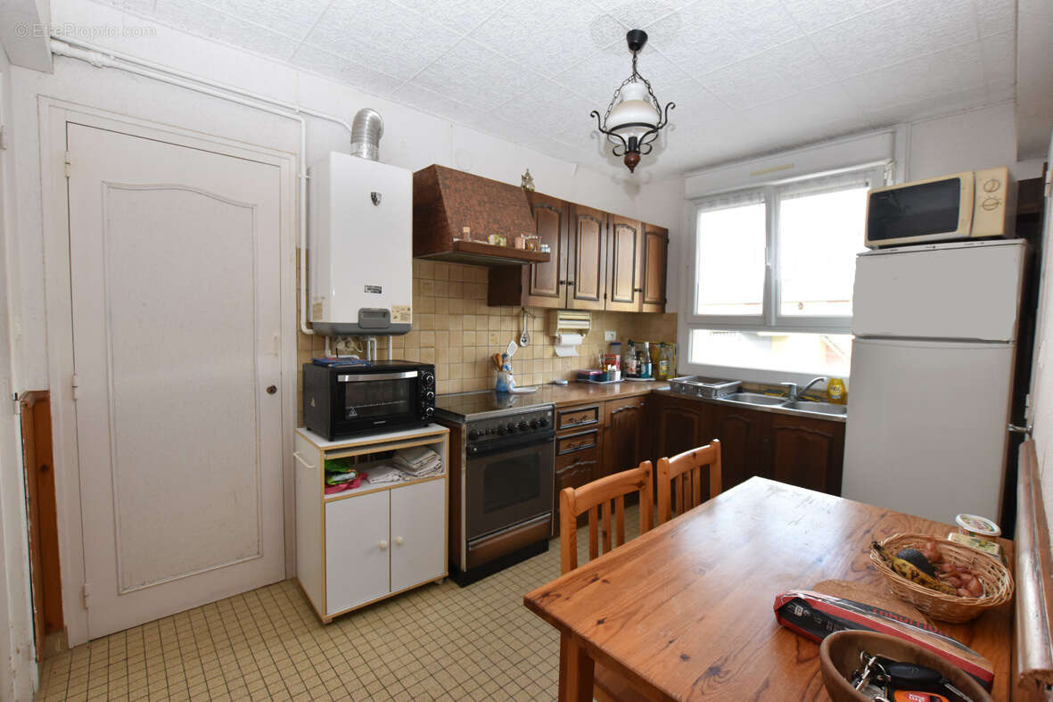 Appartement à SAINT-MEEN-LE-GRAND