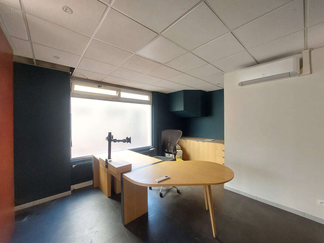 Commerce à VILLEFRANCHE-SUR-SAONE