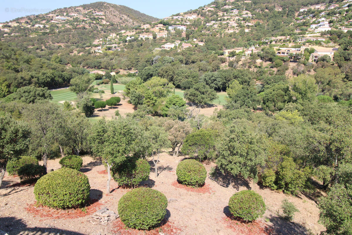 Maison à LA LONDE-LES-MAURES
