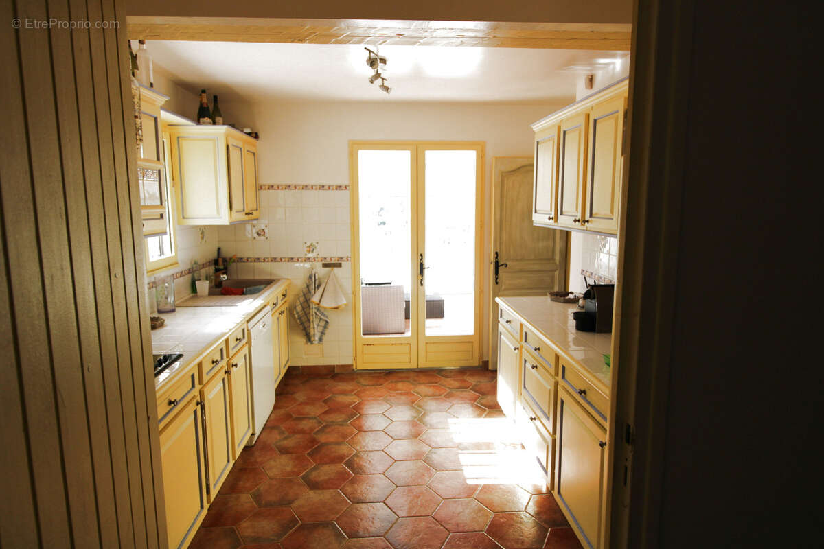 Maison à LA LONDE-LES-MAURES