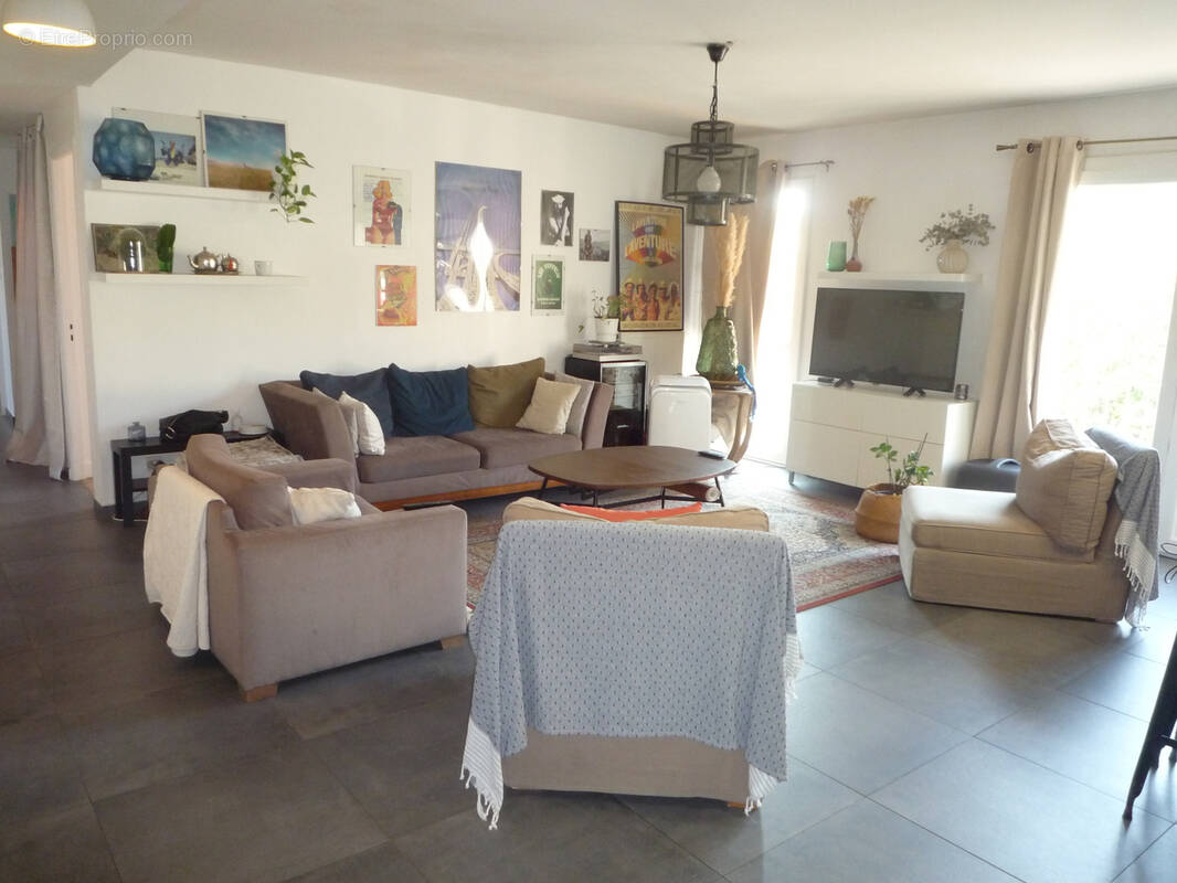 Appartement à CASTELNAU-LE-LEZ