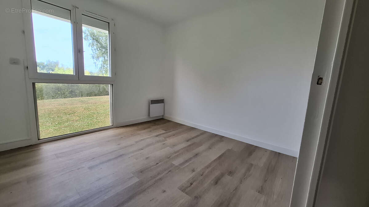 Appartement à SAINT-SEBASTIEN-SUR-LOIRE