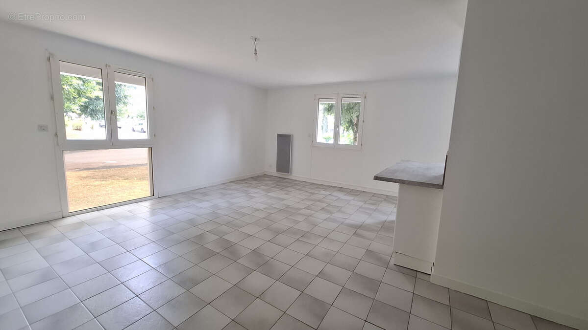 Appartement à SAINT-SEBASTIEN-SUR-LOIRE