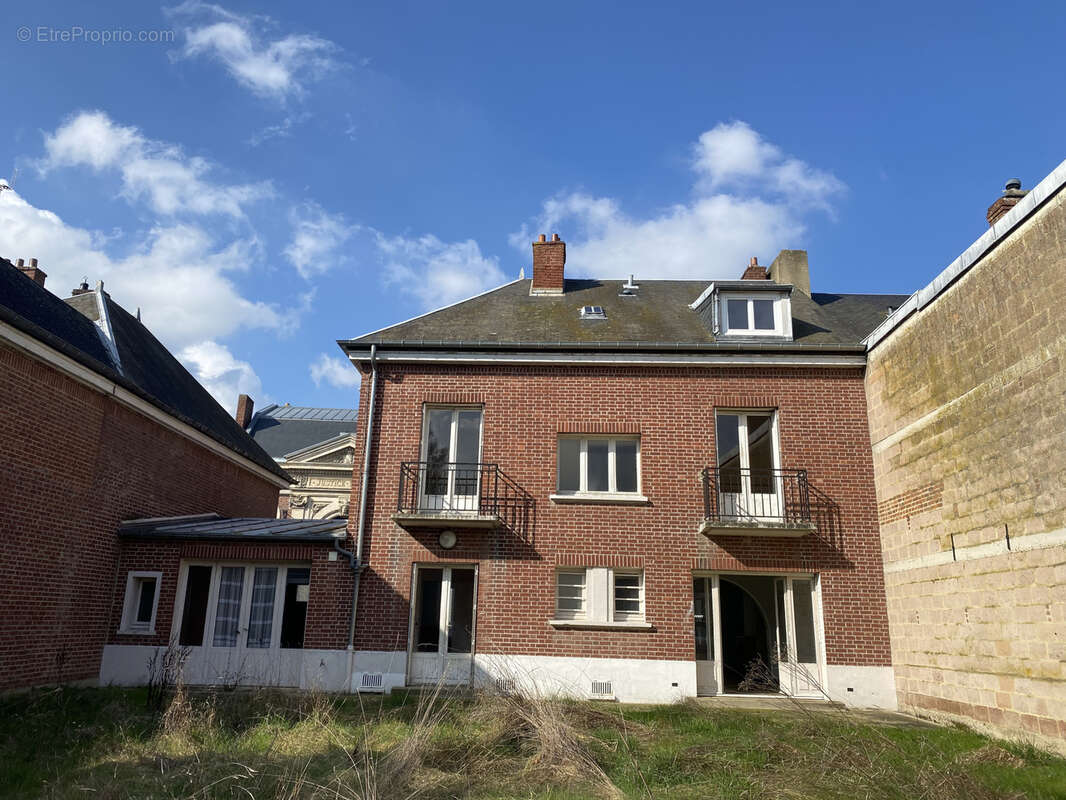 Maison à POIX-DE-PICARDIE
