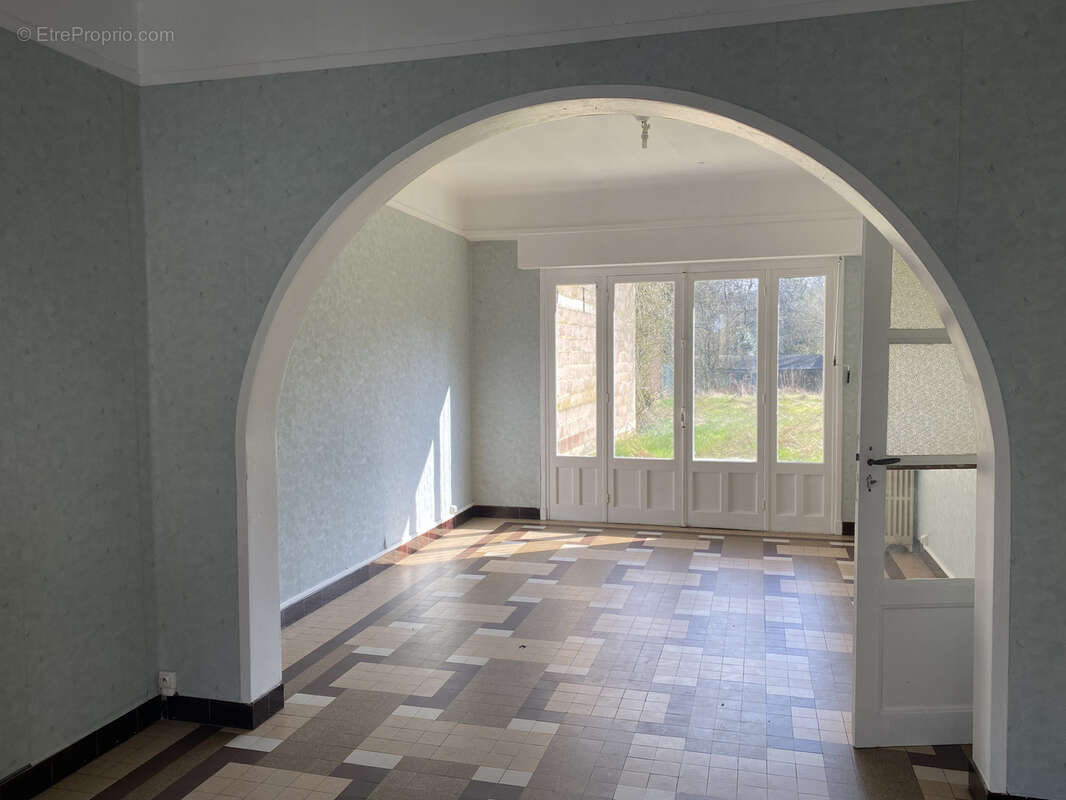 Maison à POIX-DE-PICARDIE