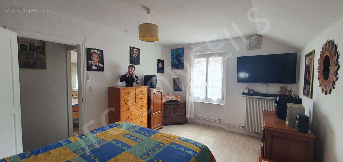 Maison à SAINT-MARCEL