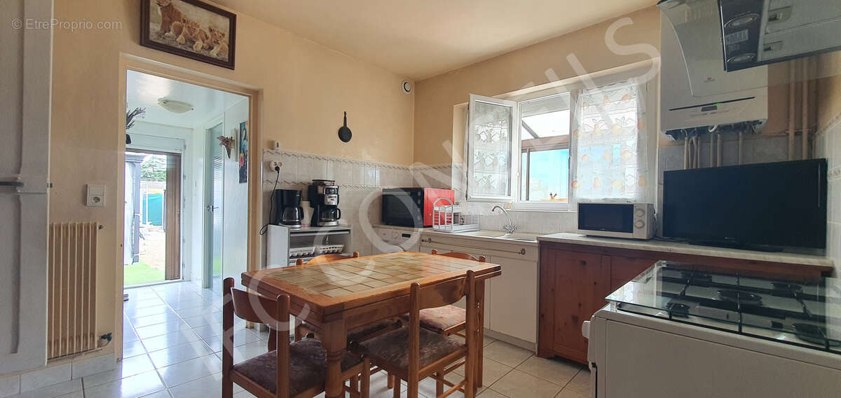 Maison à SAINT-MARCEL