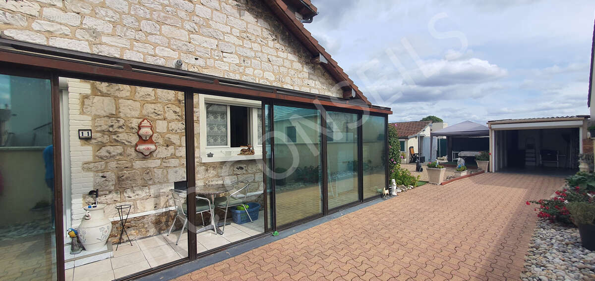 Maison à SAINT-MARCEL