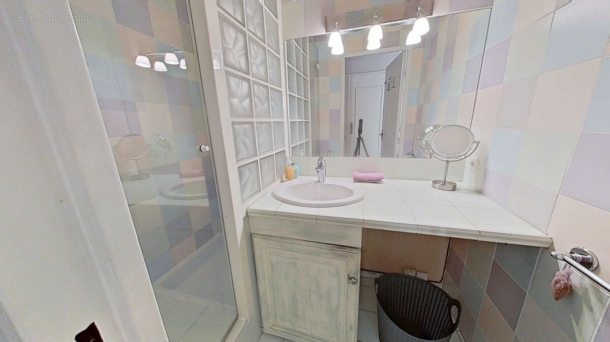 Appartement à LYON-5E