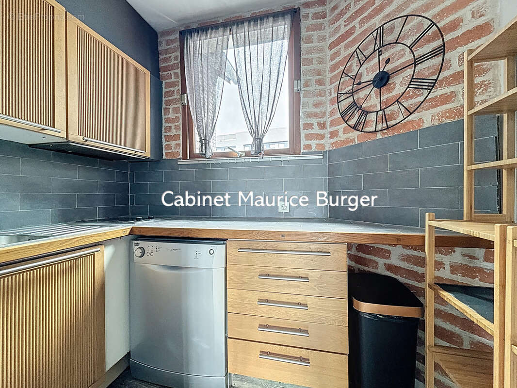 Appartement à COURBEVOIE