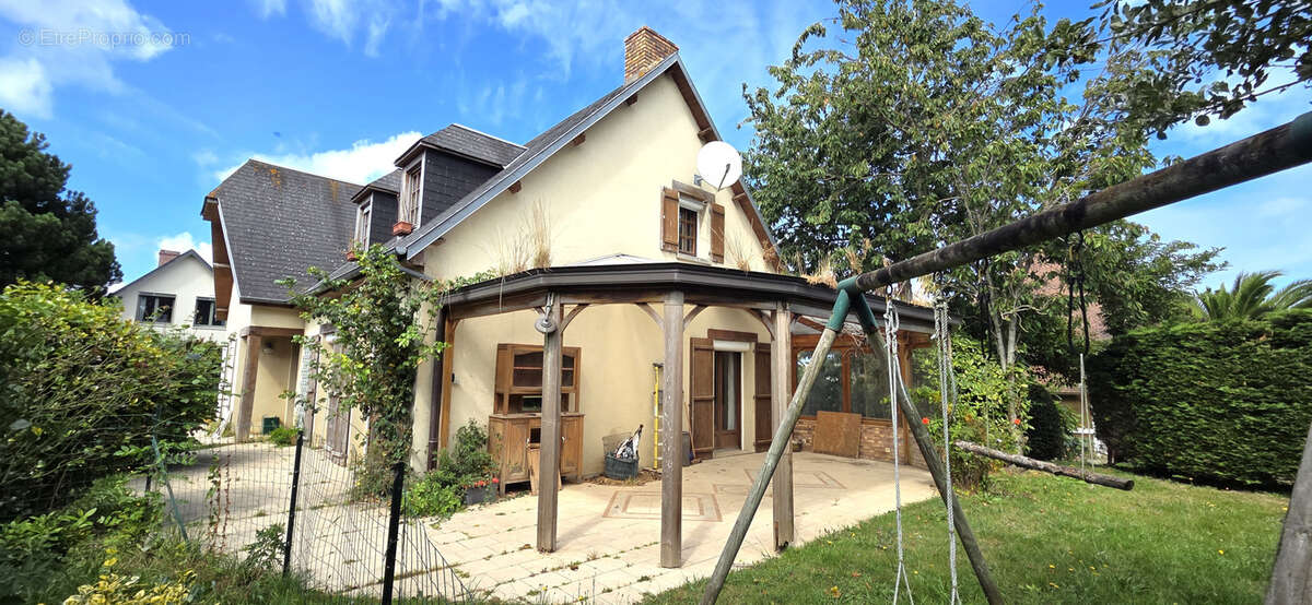 Maison à GRANDCAMP-MAISY