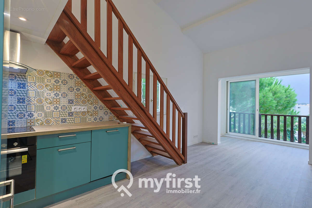 Appartement à SANARY-SUR-MER