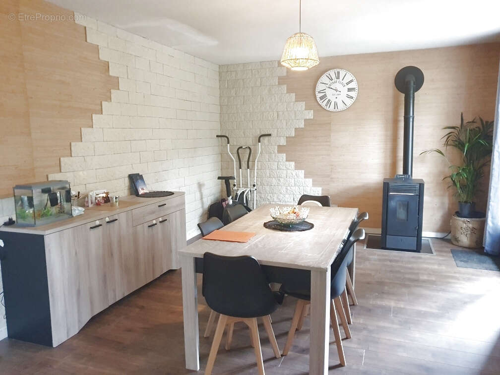 Maison à GROS-CHASTANG