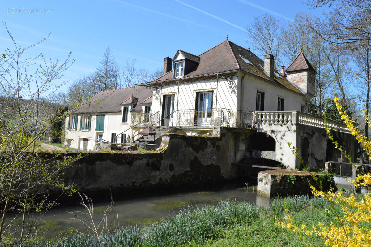 Maison à PAISY-COSDON