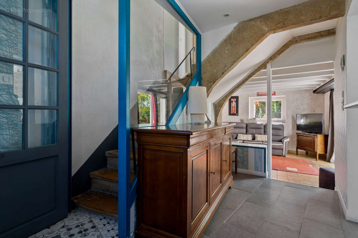 Maison à COLLONGES-AU-MONT-D&amp;#039;OR