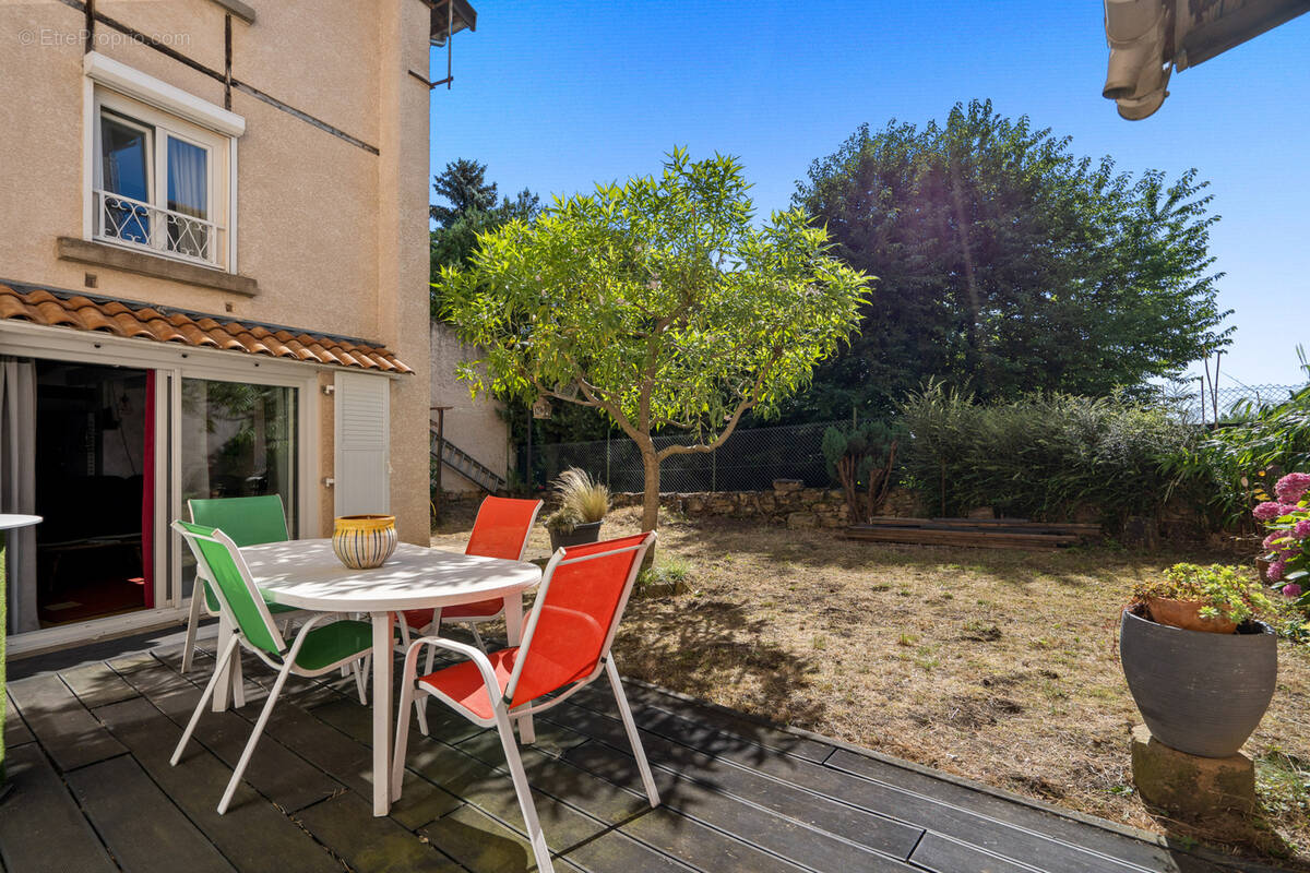 Maison à COLLONGES-AU-MONT-D&#039;OR