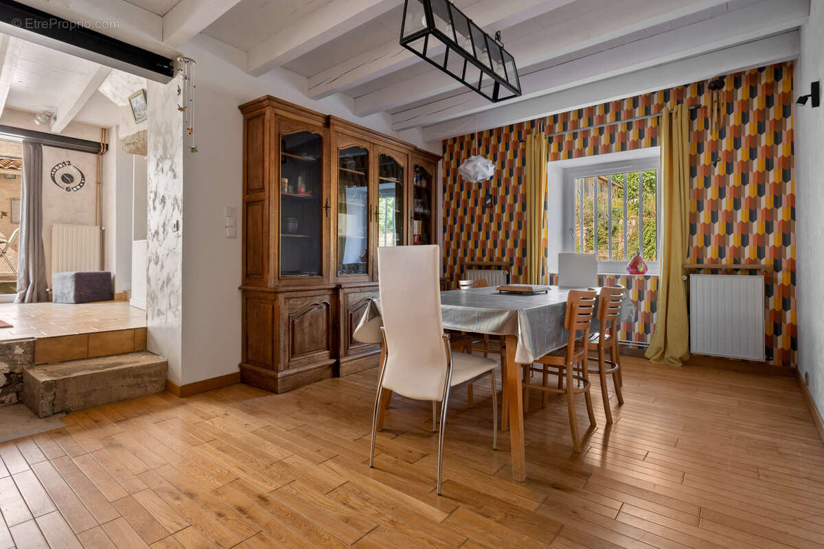 Maison à COLLONGES-AU-MONT-D&amp;#039;OR