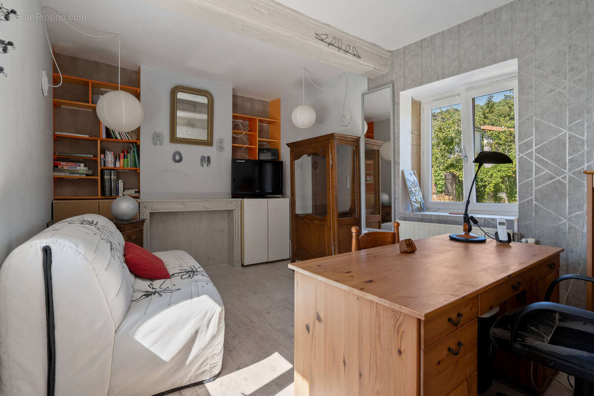 Maison à COLLONGES-AU-MONT-D&amp;#039;OR