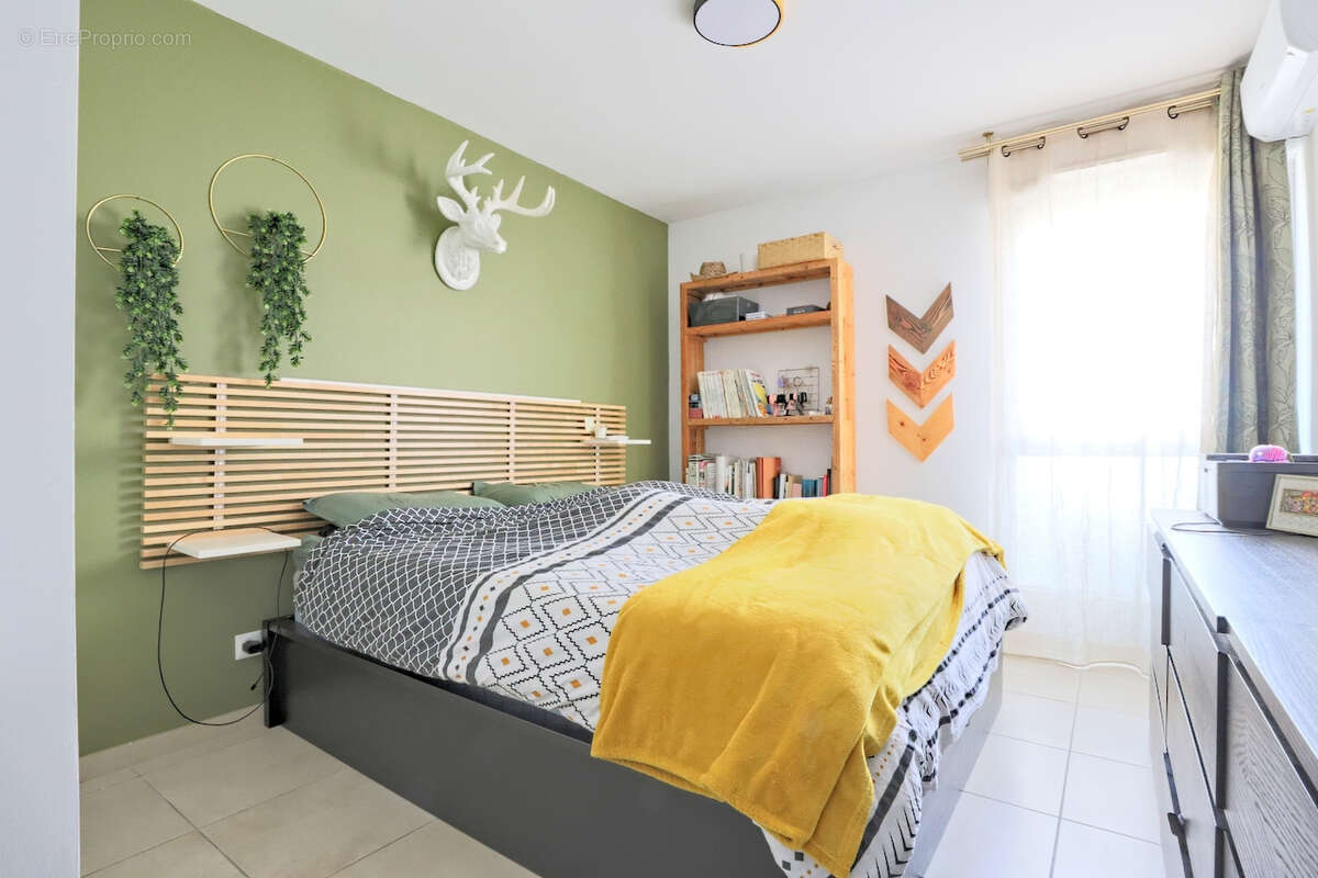 Appartement à LA VALETTE-DU-VAR