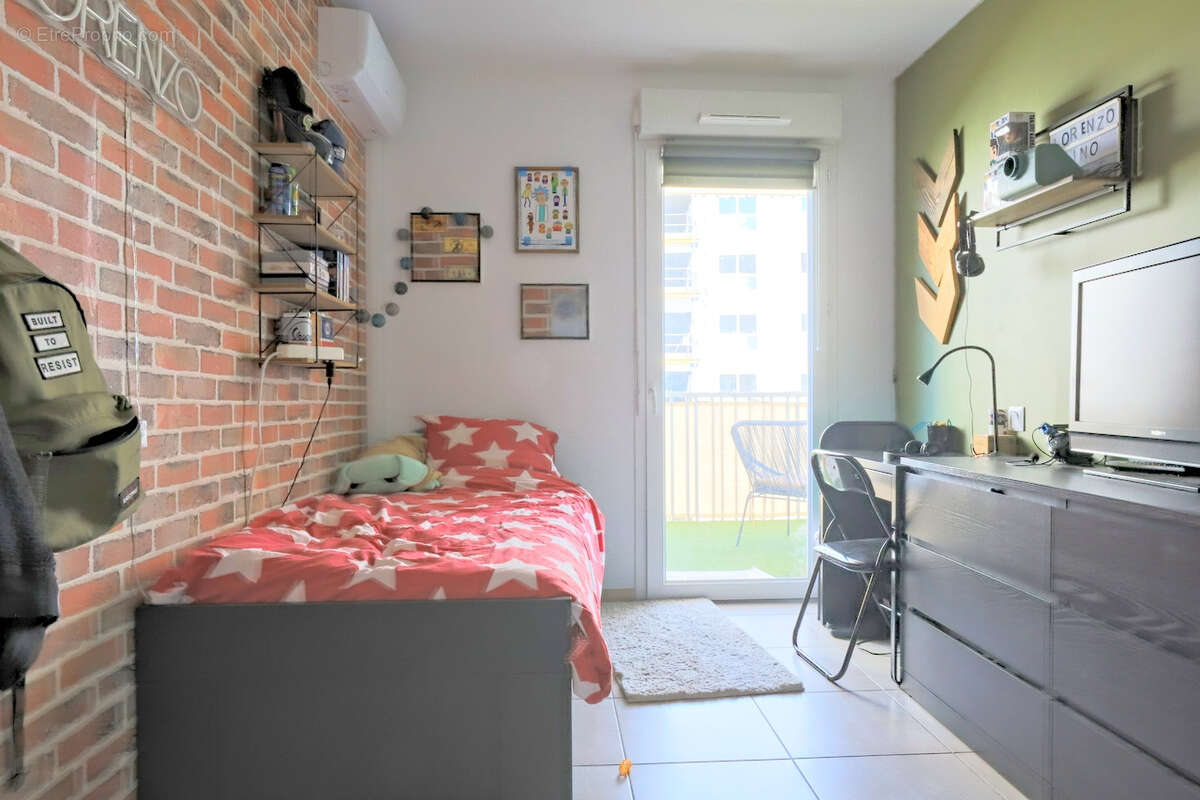 Appartement à LA VALETTE-DU-VAR