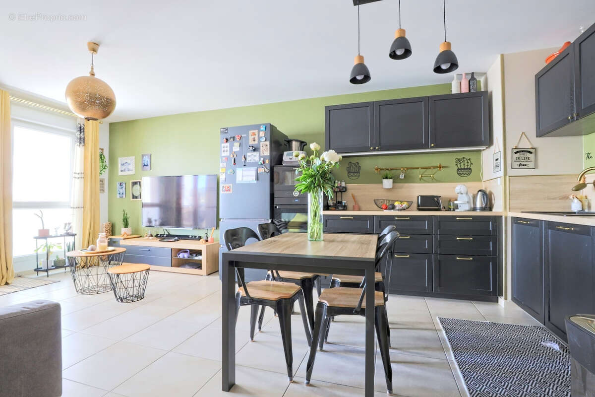 Appartement à LA VALETTE-DU-VAR