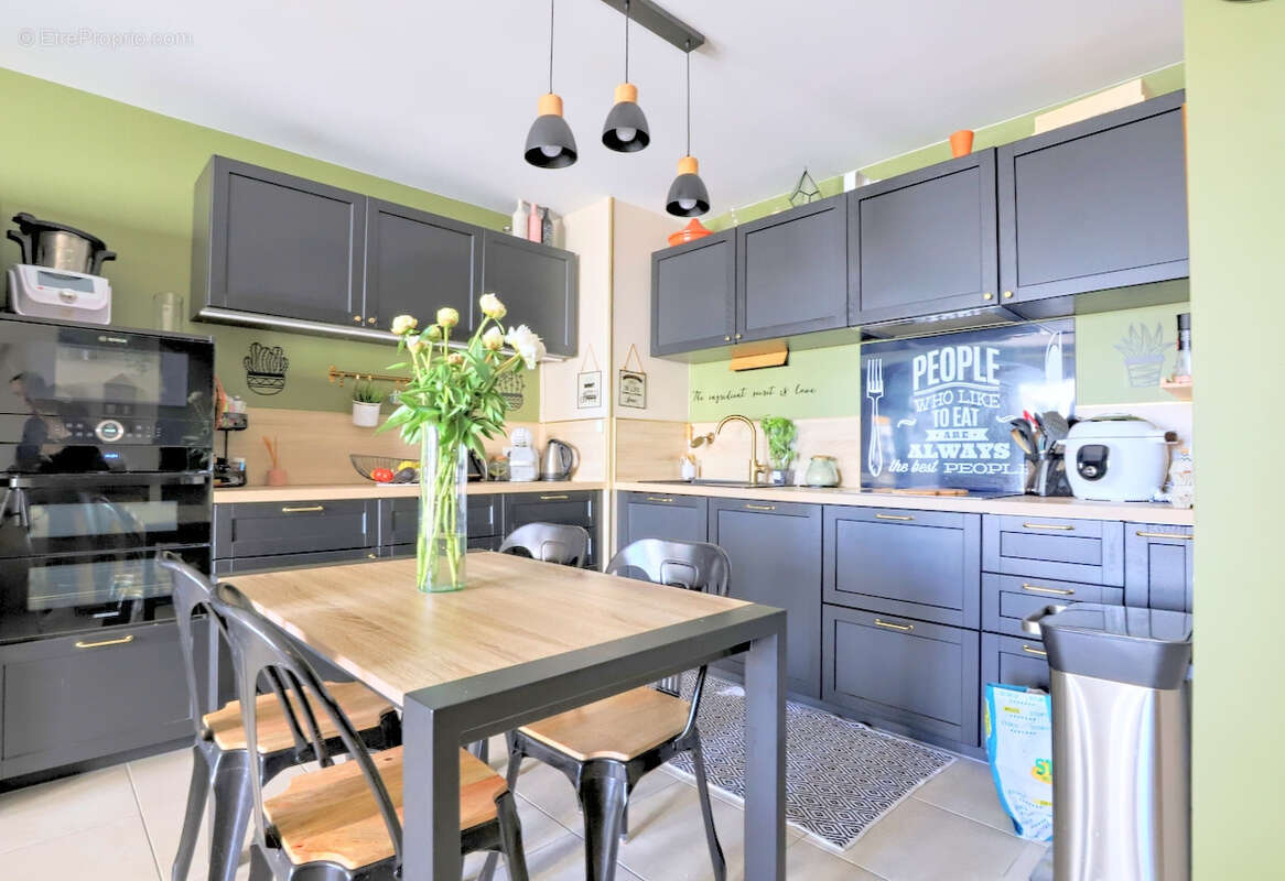 Appartement à LA VALETTE-DU-VAR