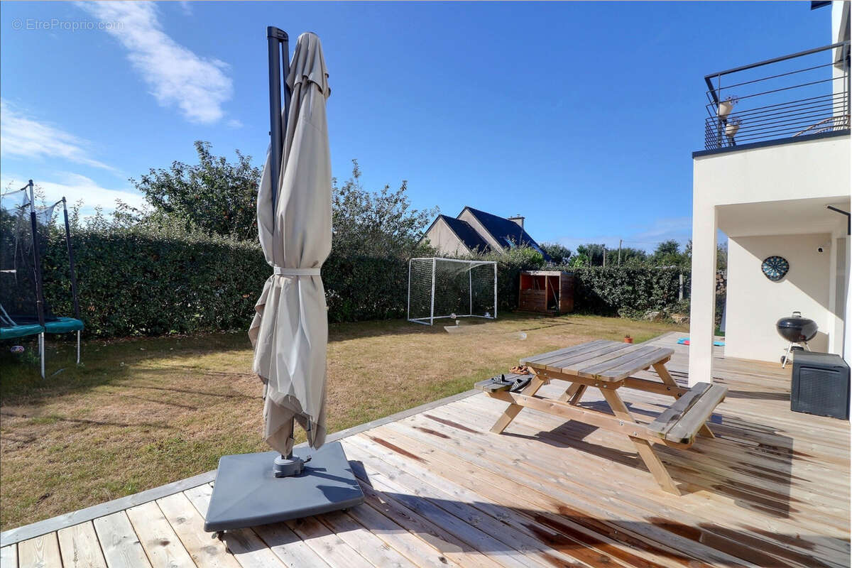 Maison à PLOUGONVELIN