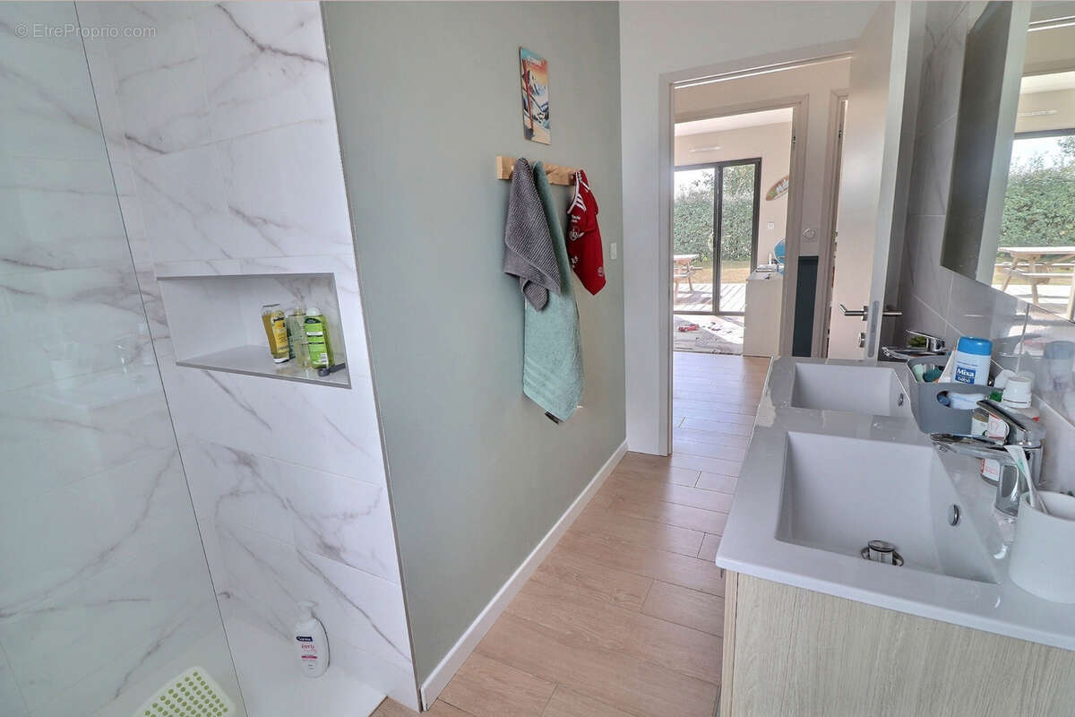 Maison à PLOUGONVELIN