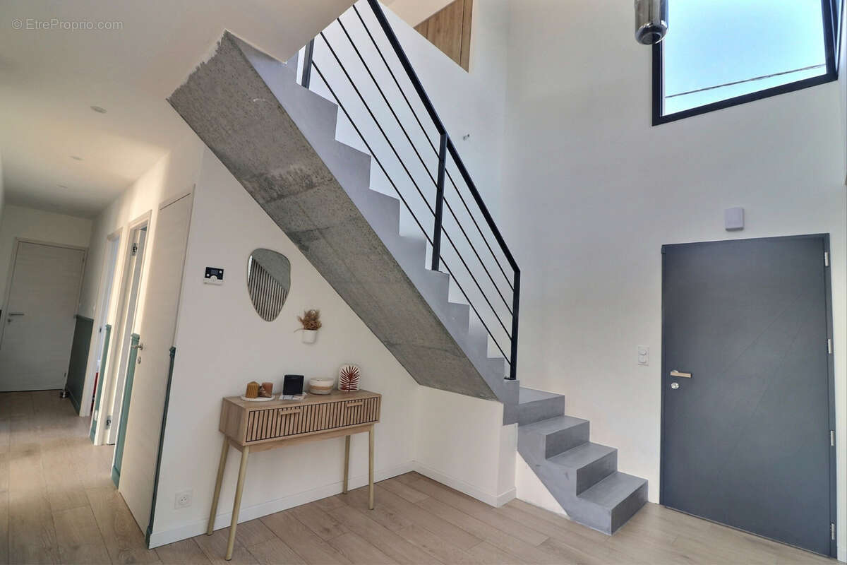 Maison à PLOUGONVELIN