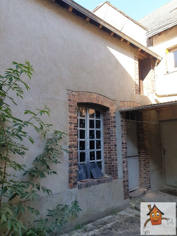 Maison à SAINT-CALAIS