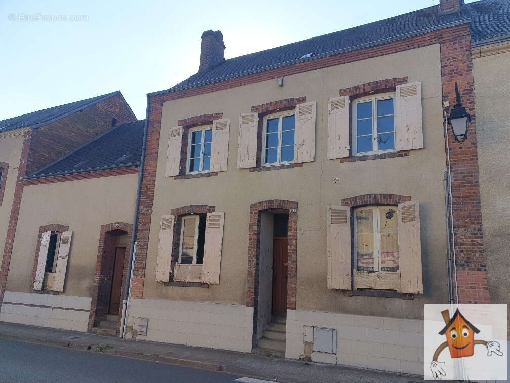 Maison à SAINT-CALAIS