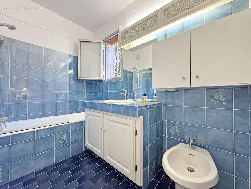 Appartement à VENCE