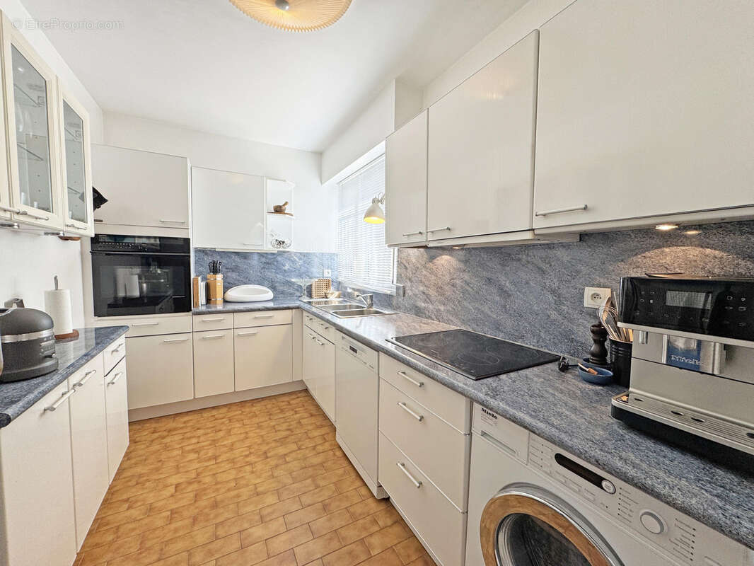 Appartement à VENCE