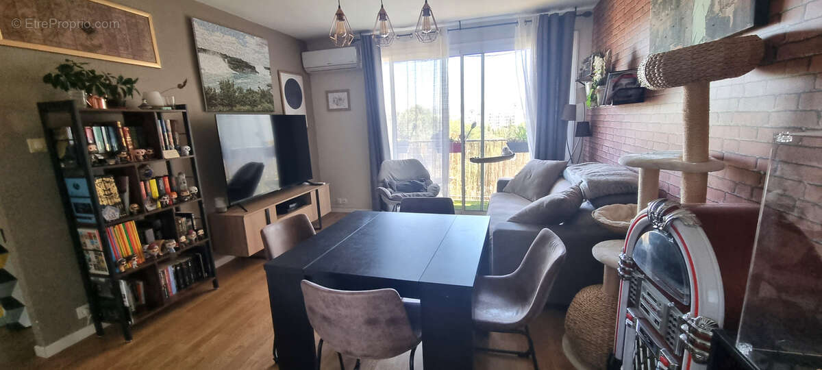 Appartement à MARSEILLE-12E