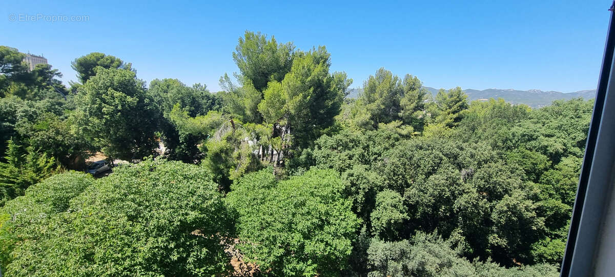 Appartement à MARSEILLE-12E