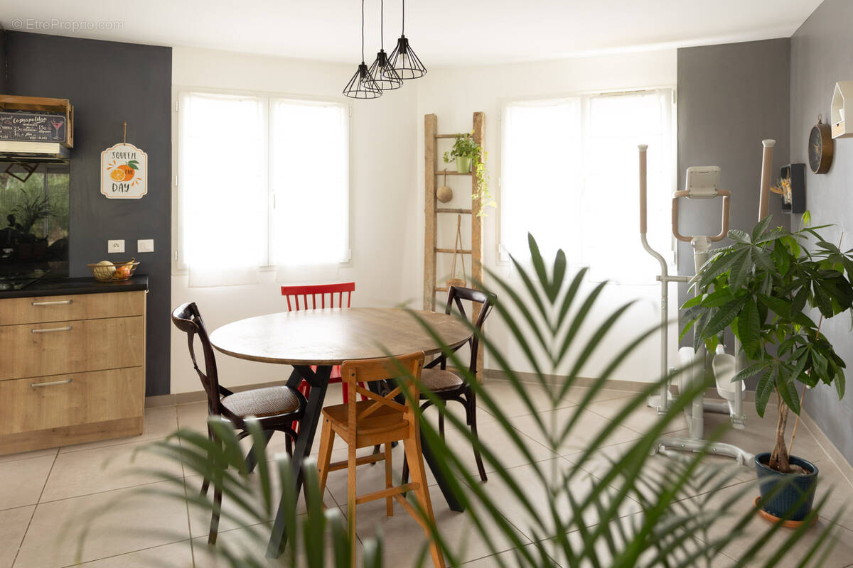 Maison à SAINT-PAUL-CAP-DE-JOUX