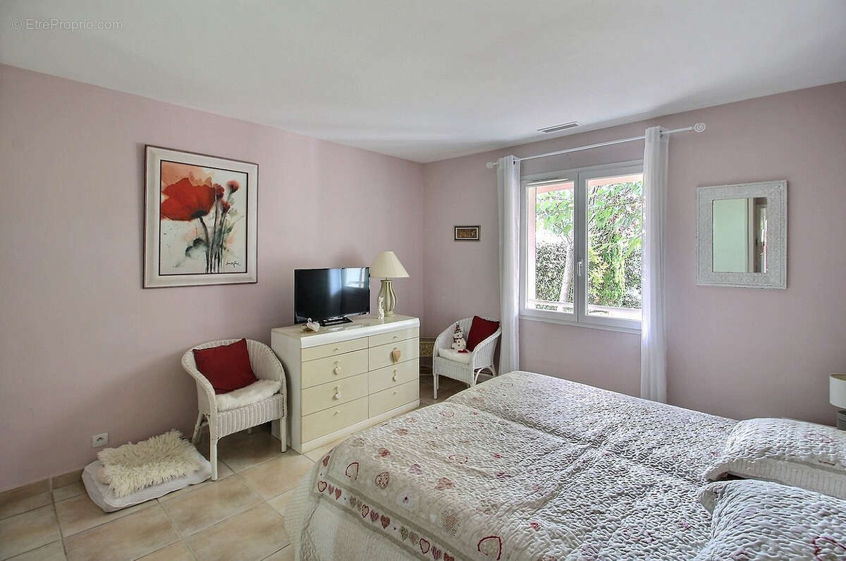 Maison à SAINT-MARTIN-DE-LONDRES