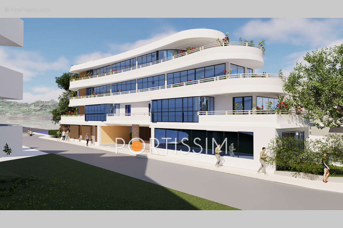 Appartement à VILLENEUVE-LOUBET