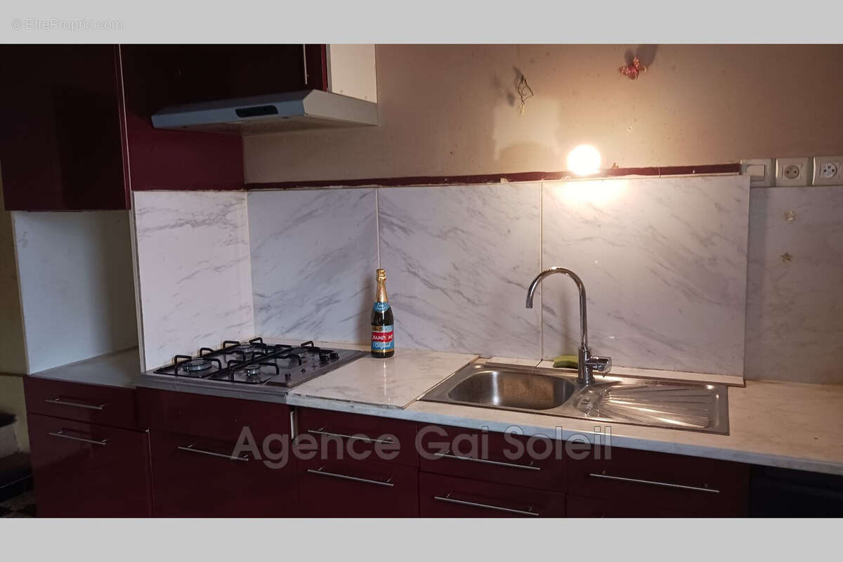 Maison à NISSAN-LEZ-ENSERUNE