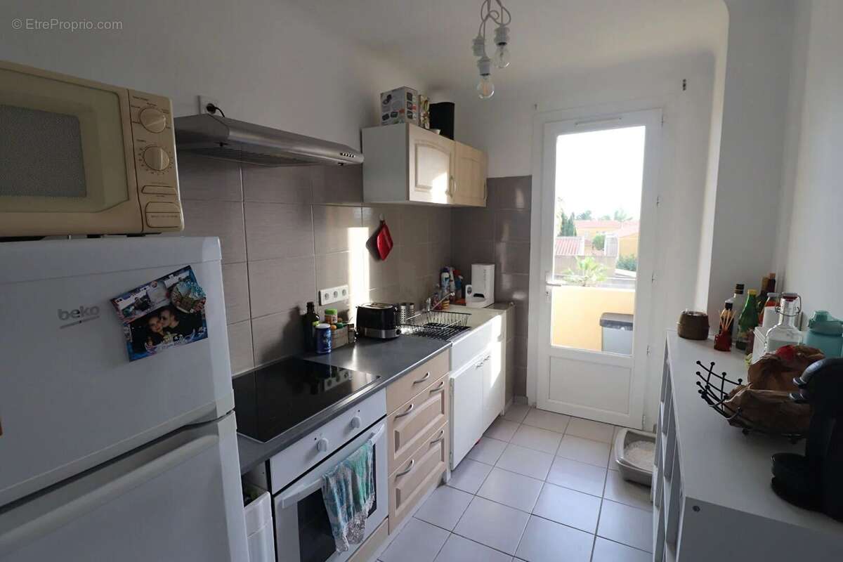 Appartement à SAINT-CYR-SUR-MER