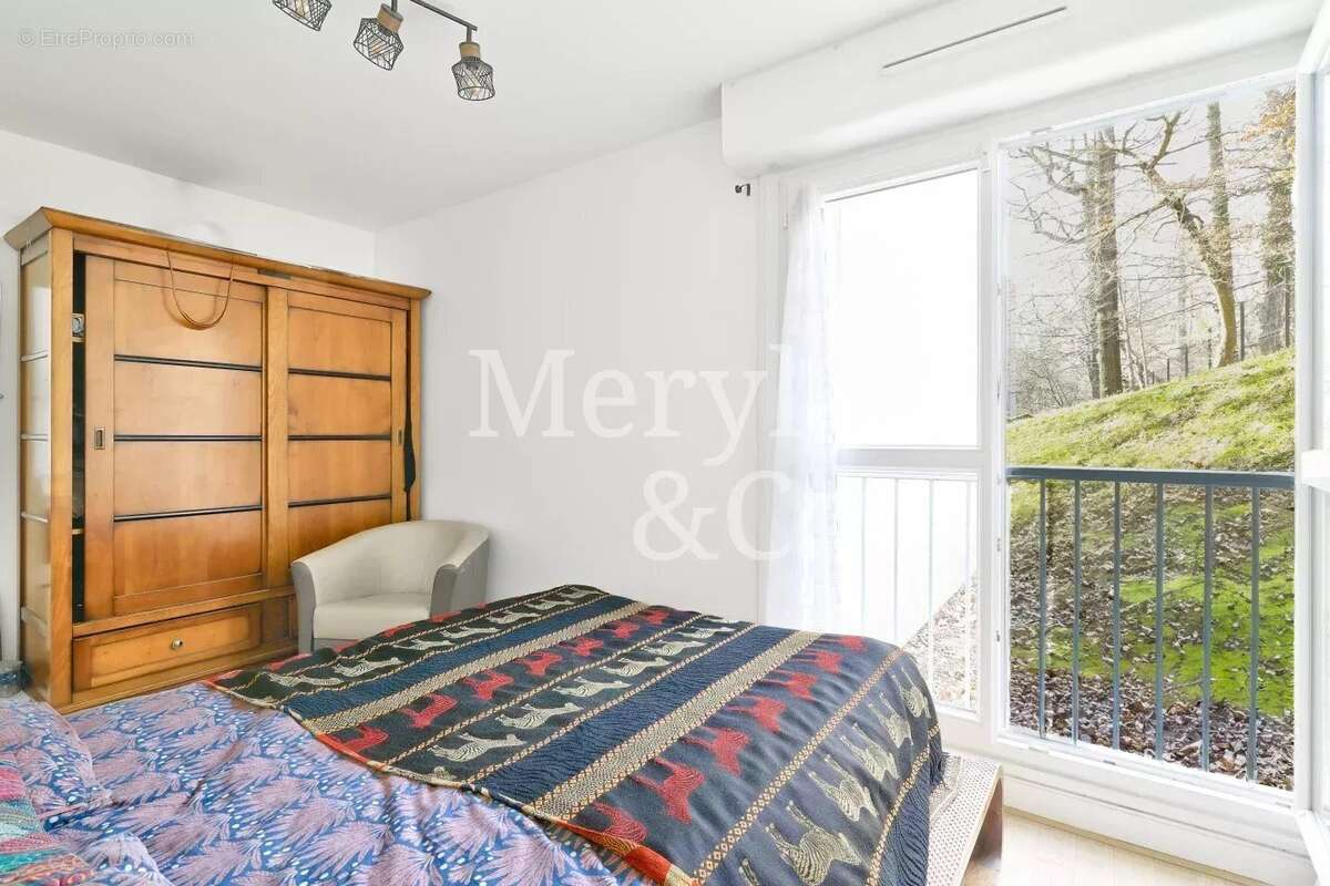 Appartement à LE PLESSIS-ROBINSON