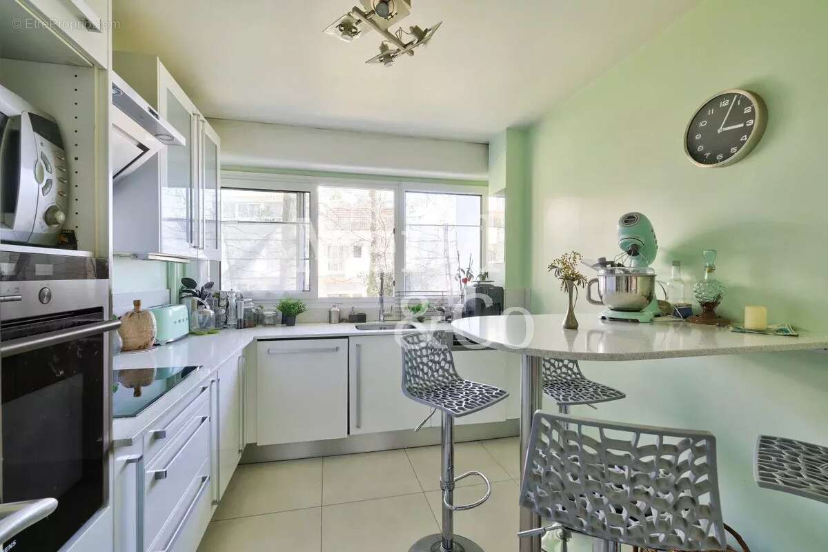 Appartement à LE PLESSIS-ROBINSON