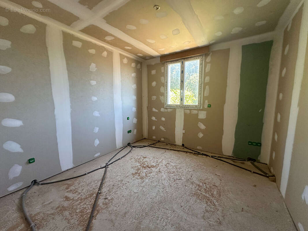 Maison à SAINT-MAXIMIN-LA-SAINTE-BAUME