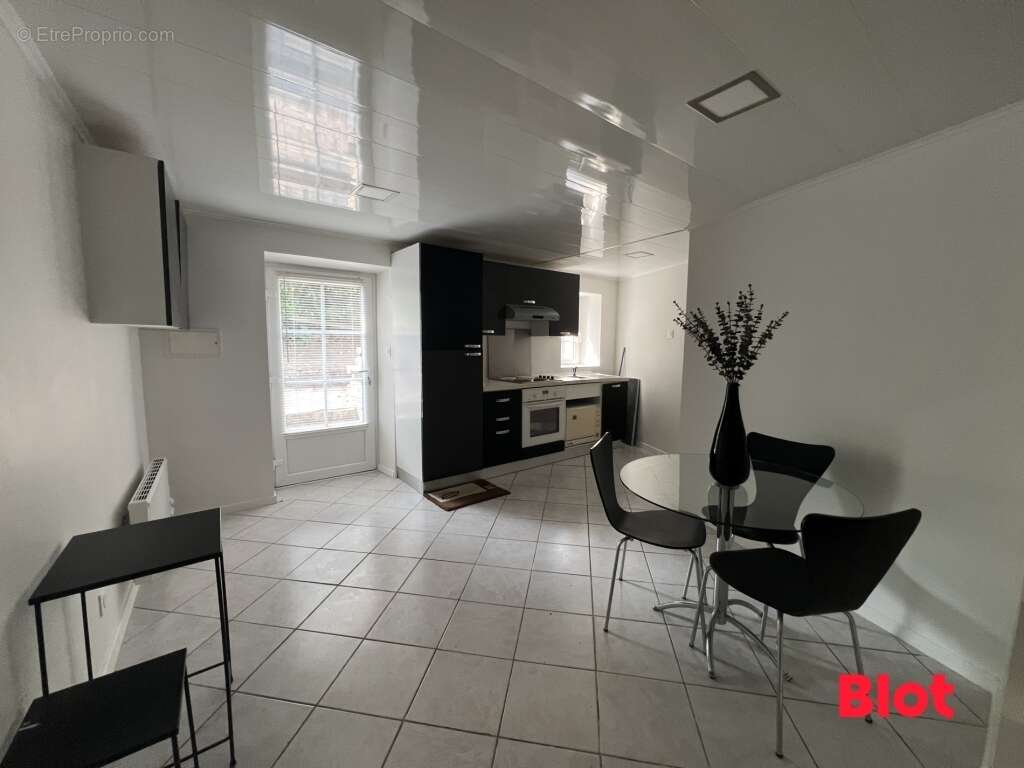 Maison à SAINT-NOLFF